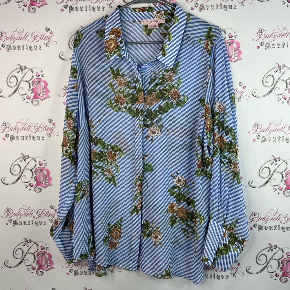 In every story button down flowers Striped Floral Blouse in Blue and Green
